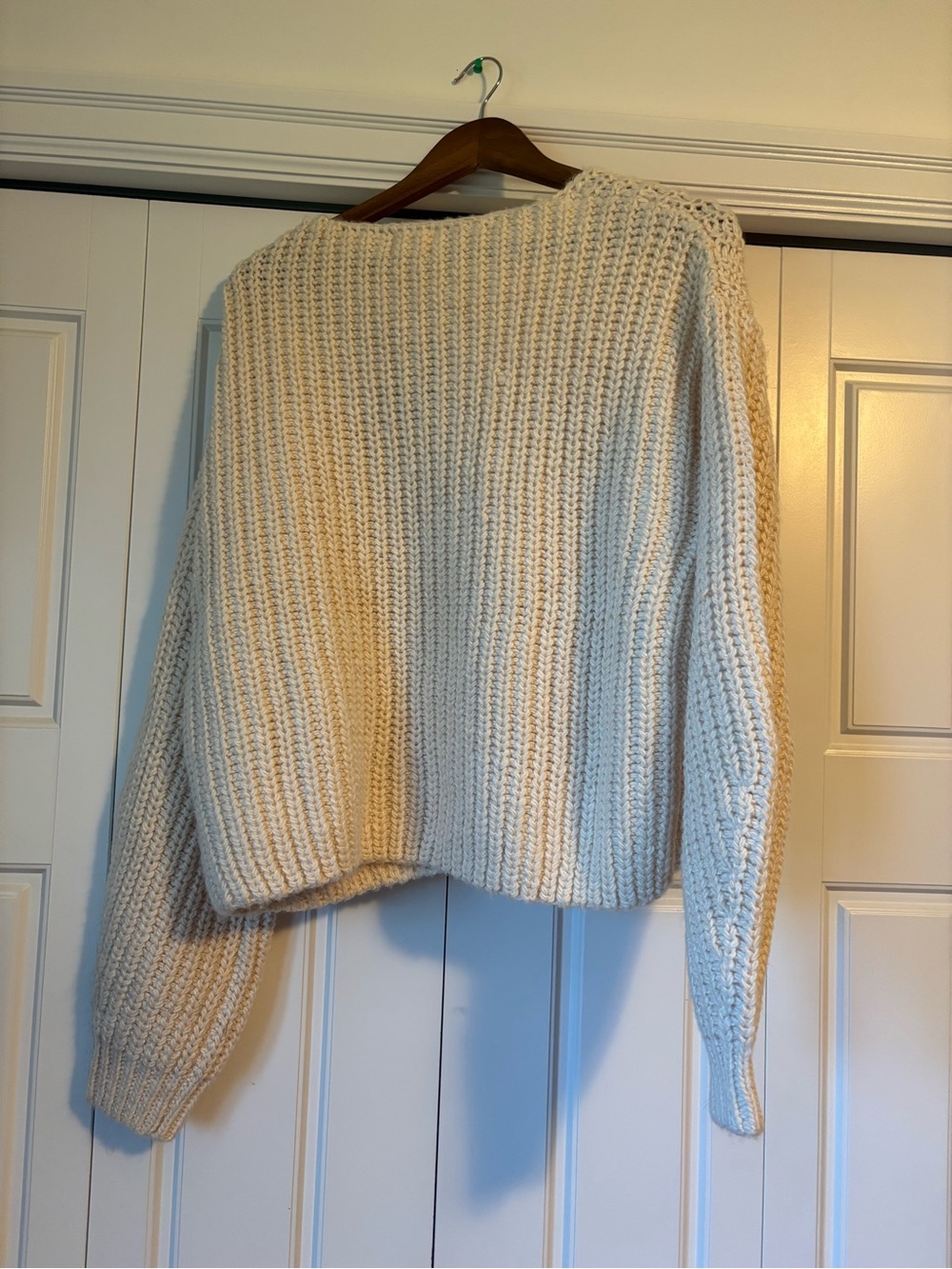 ☀️ H&M ☀️ thick knit sweater - Picture 3 of 9